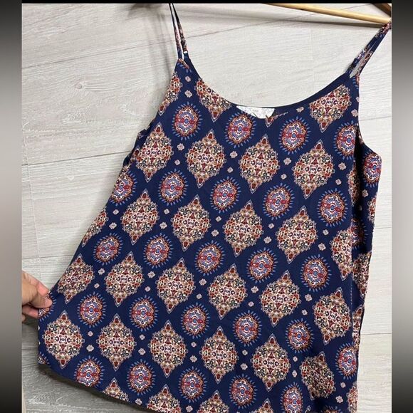 Pink Republic - Picture 3 of 5